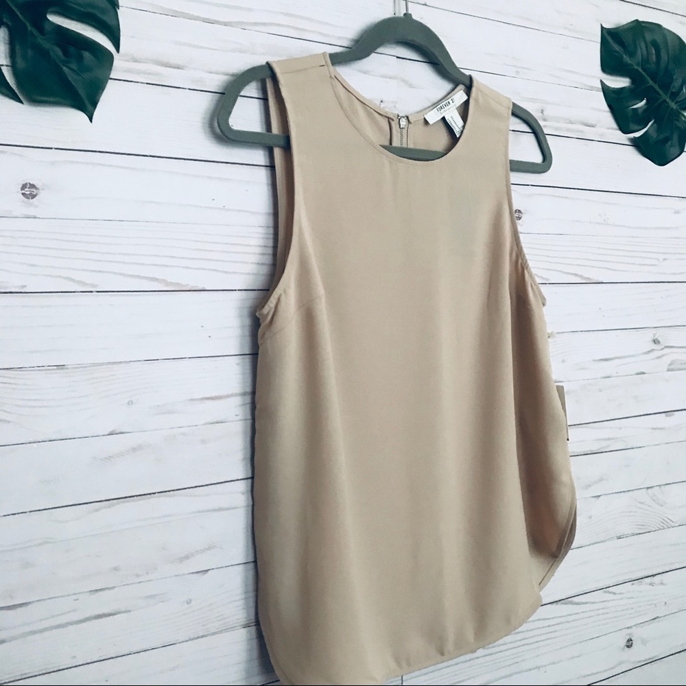Light Sleeveless Blouse Top Cream / Nude